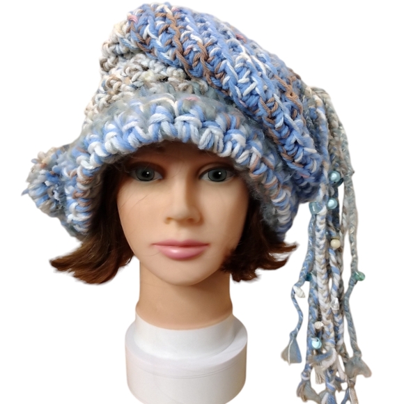 Slouchy beret bohemian blue bead hand-knit hat - Picture 11 of 11